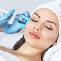 Injections de toxine botulique (BOTOX) : pourquoi recourir à ce traitement ?